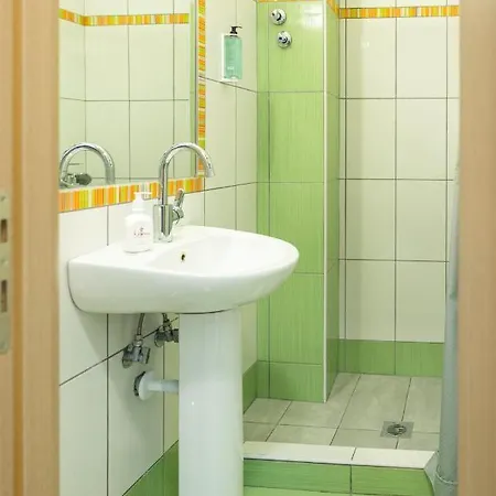 R&m * Olympiakí Aktí