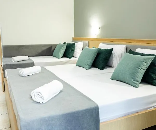 R&m Hotel Olympiakí Aktí