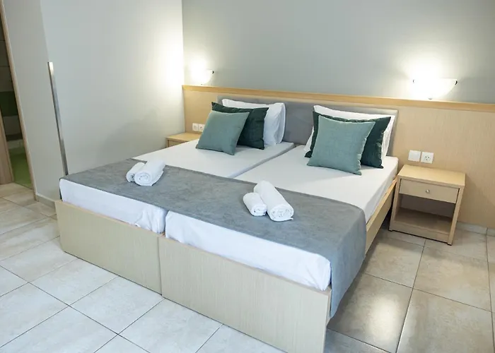 R&m Hotel Olympiakí Aktí