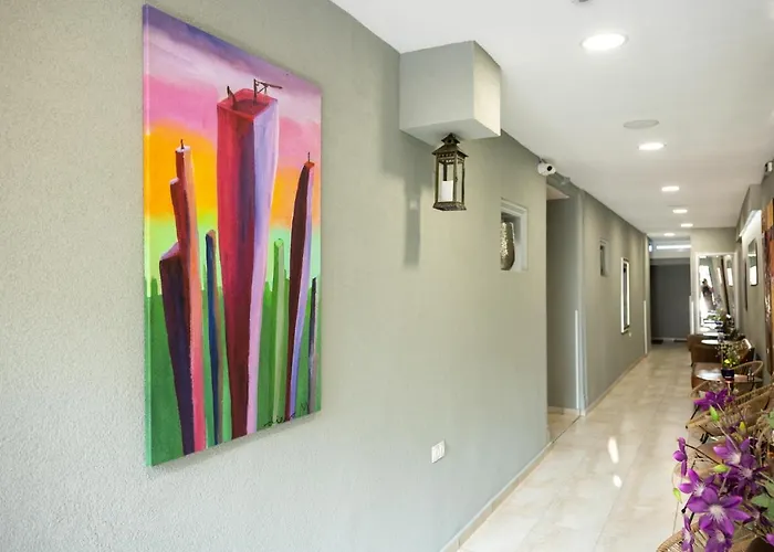 R&m * Olympiakí Aktí